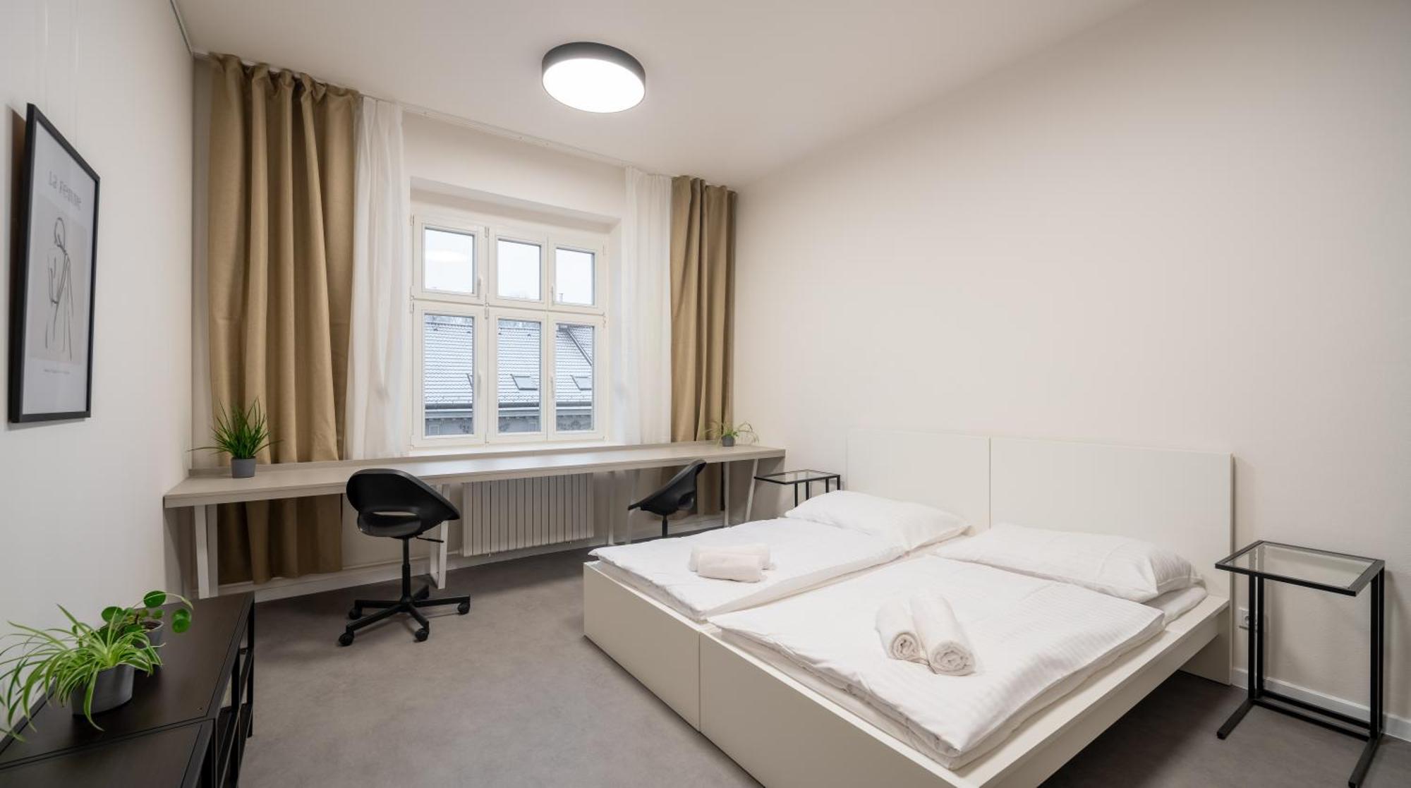 Bona Serva Prague Luaran gambar